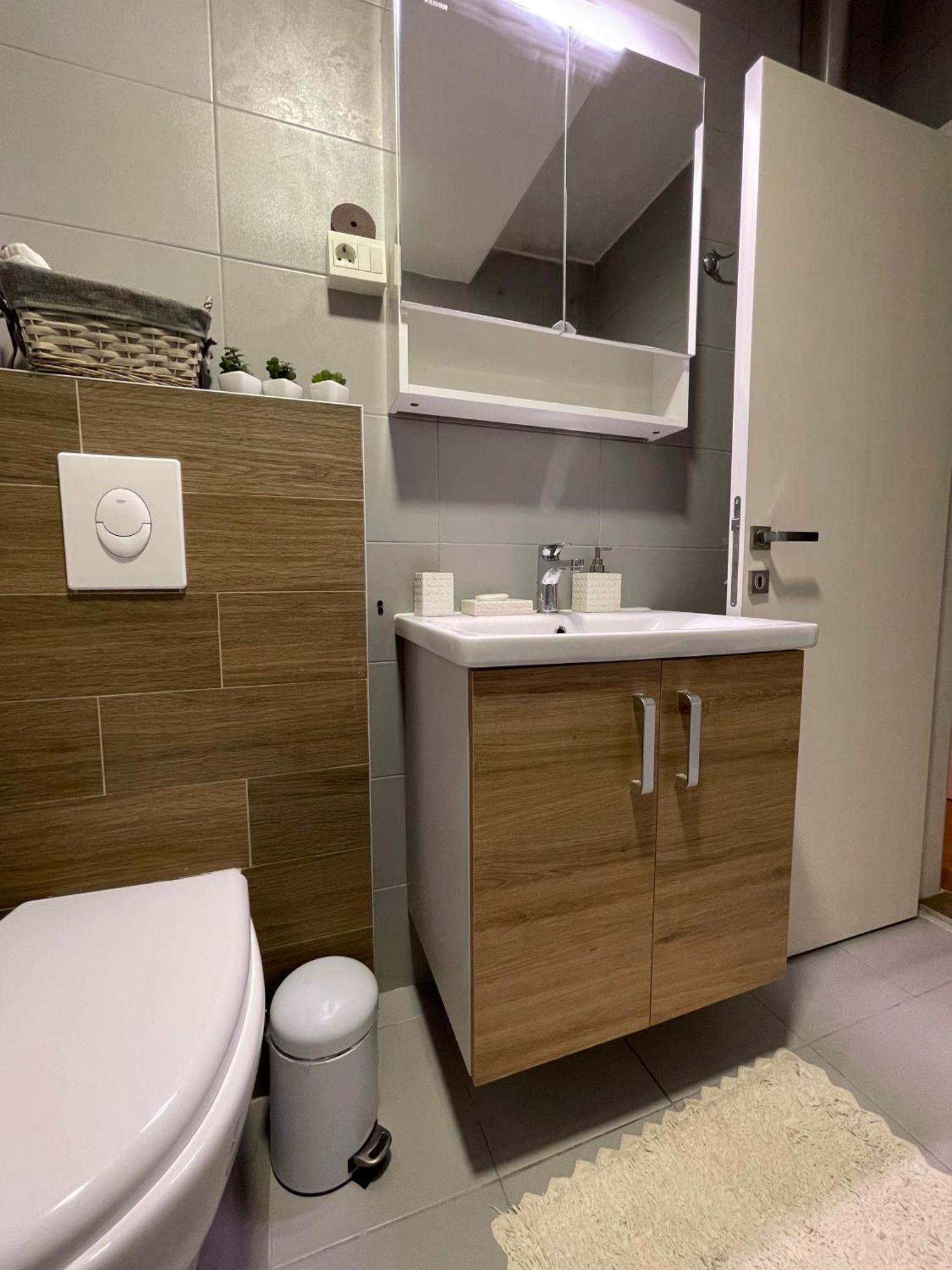 Ruby Luxury Central Apartment Скопие Екстериор снимка