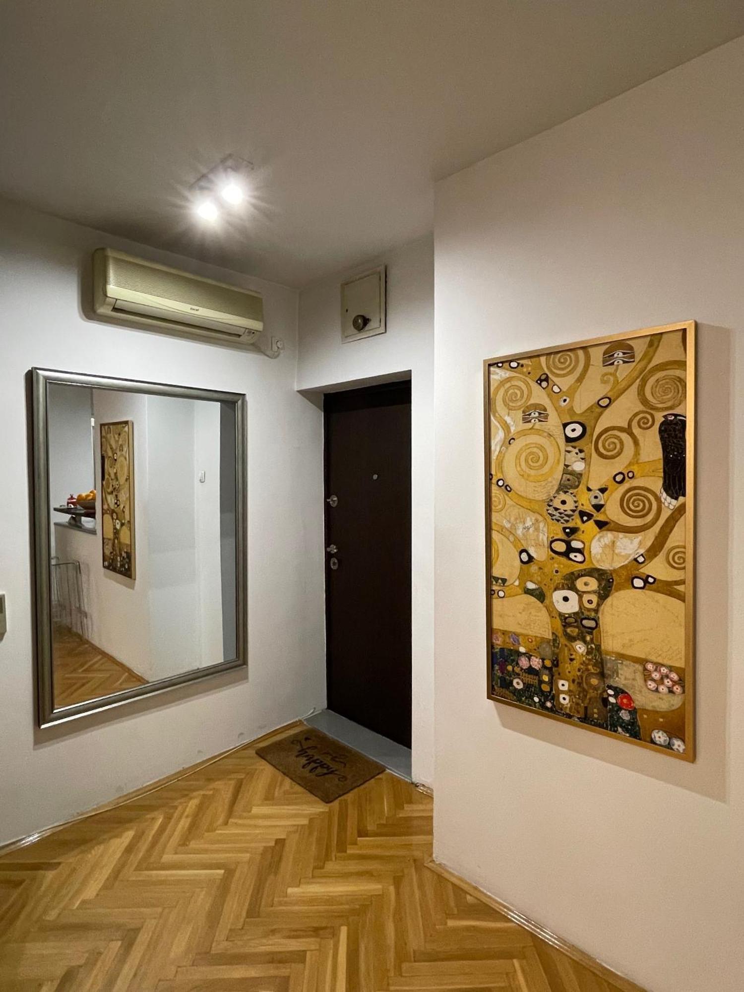 Ruby Luxury Central Apartment Скопие Екстериор снимка
